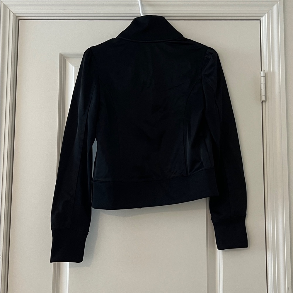 Express Cropped Jacket - Picture 3 of 3